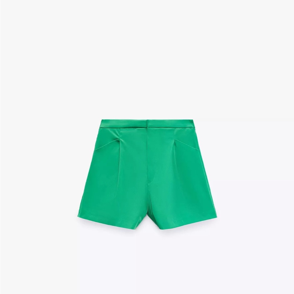 Zara High Waist Green Women's Shorts